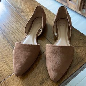 Women’s Suede Flats